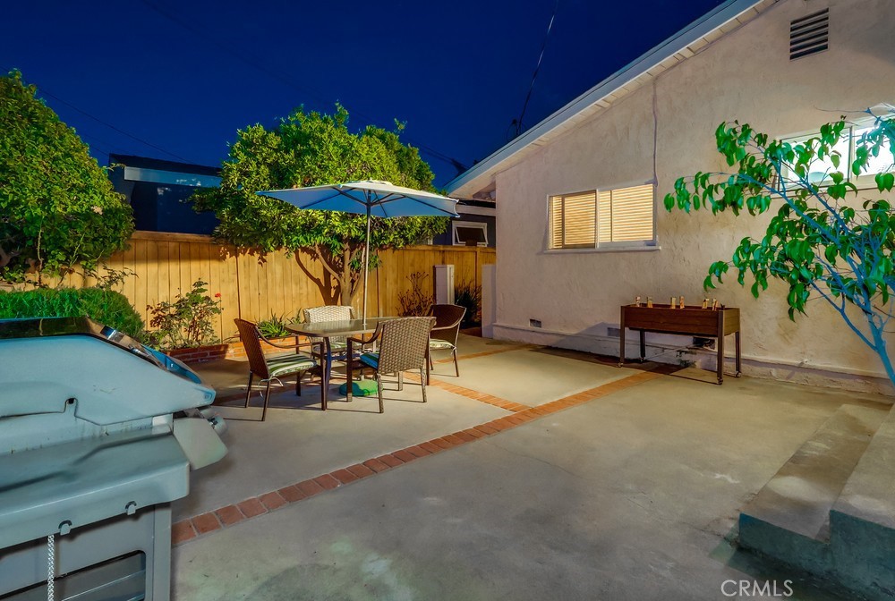 303 N Trotwood Avenue