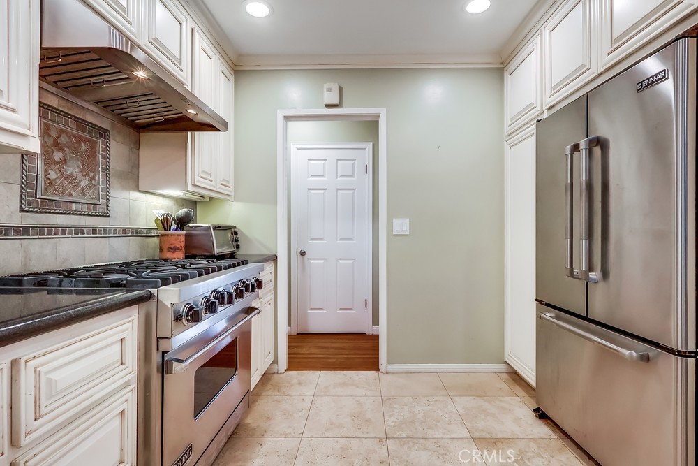 303 N Trotwood Avenue