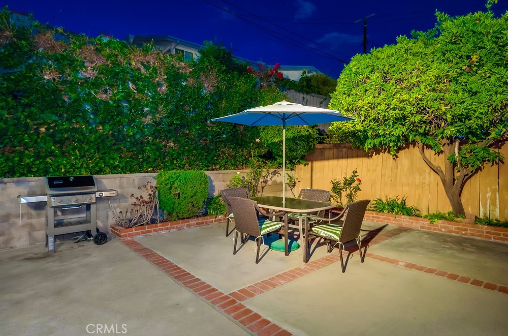 303 N Trotwood Avenue