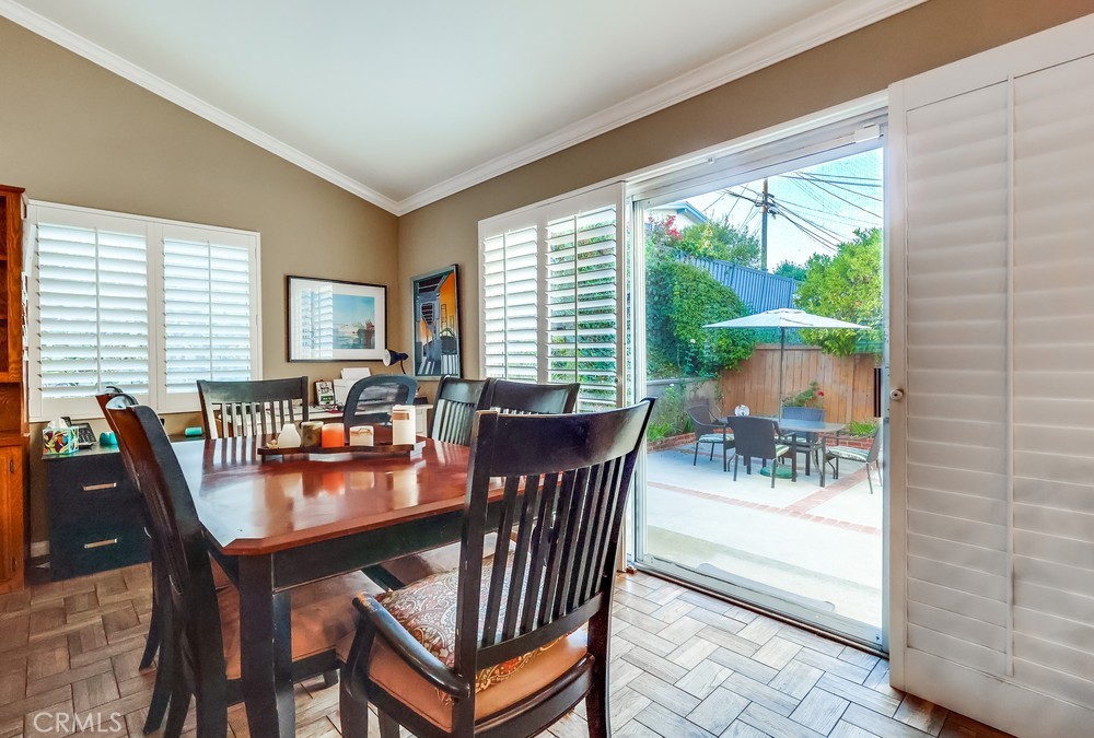 303 N Trotwood Avenue