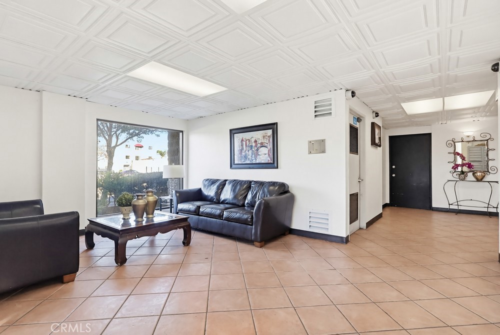 350 Cedar Avenue 503