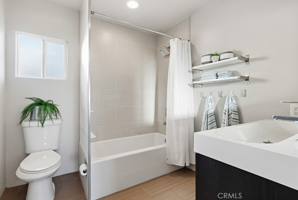 1505 S Walker Avenue