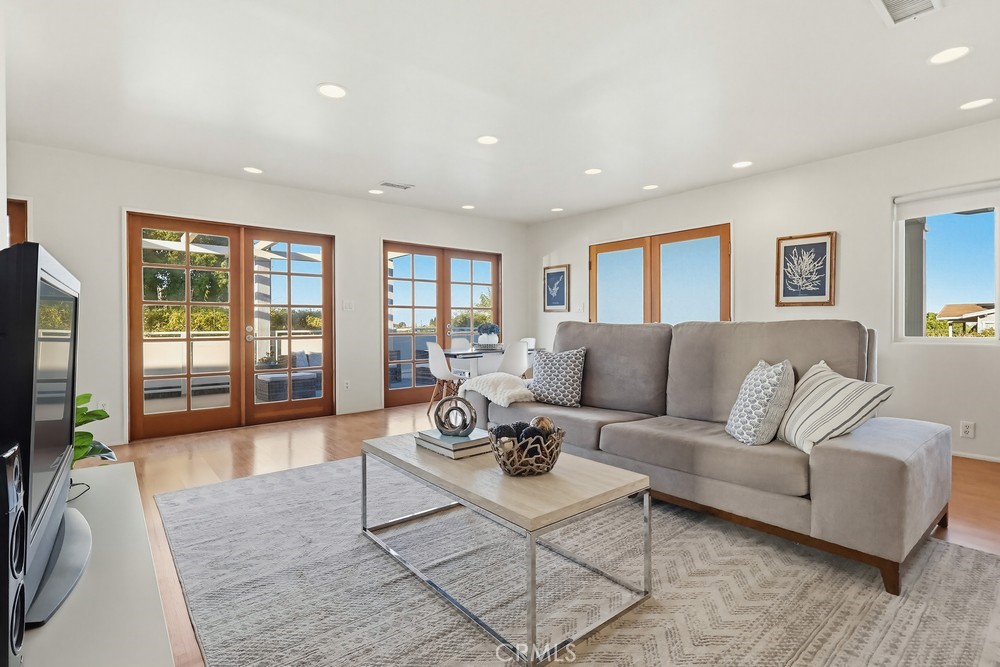 1505 S Walker Avenue