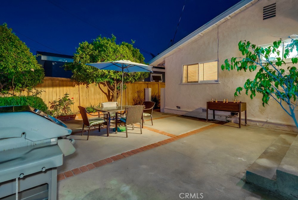 303 N Trotwood Avenue