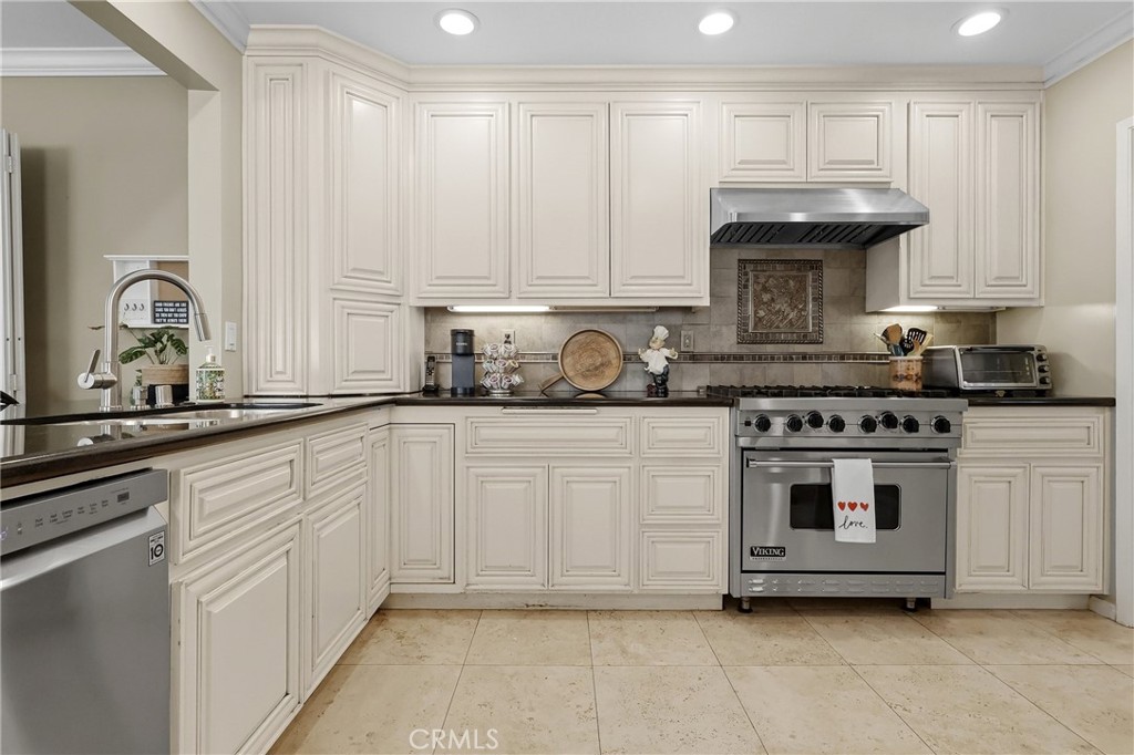 303 N Trotwood Avenue