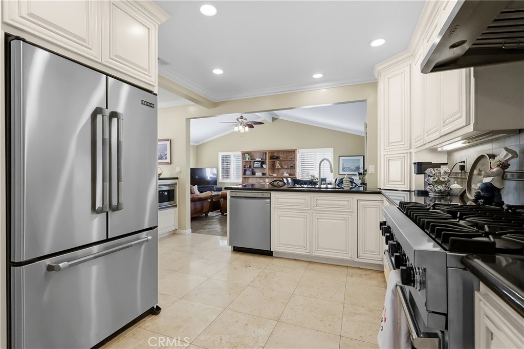 303 N Trotwood Avenue