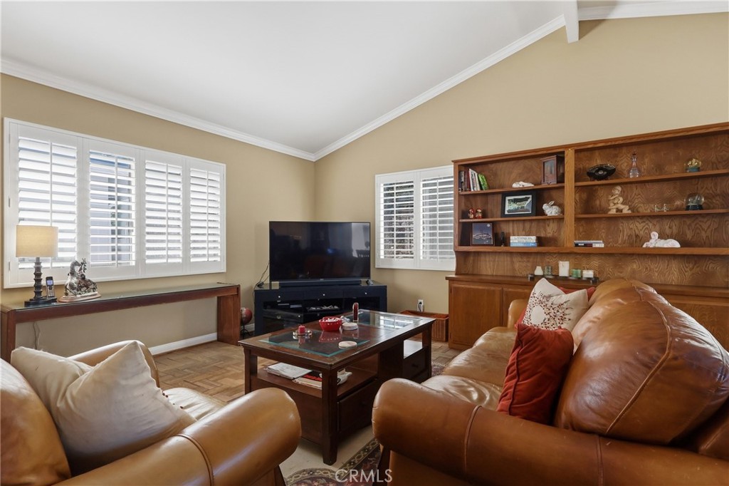 303 N Trotwood Avenue