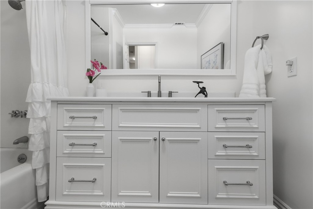 303 N Trotwood Avenue