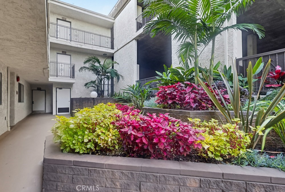 765 W 26th Street 308