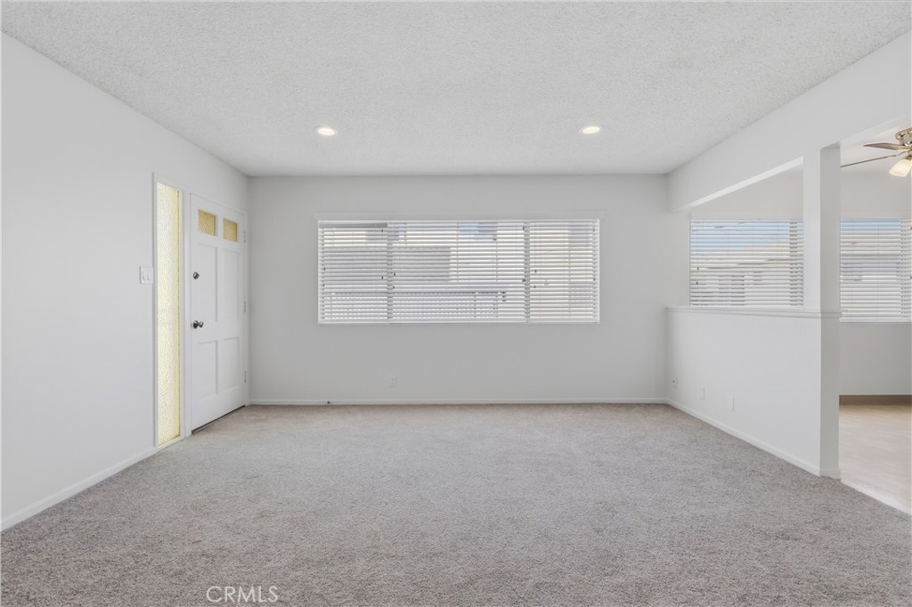 841 W 25th Street
