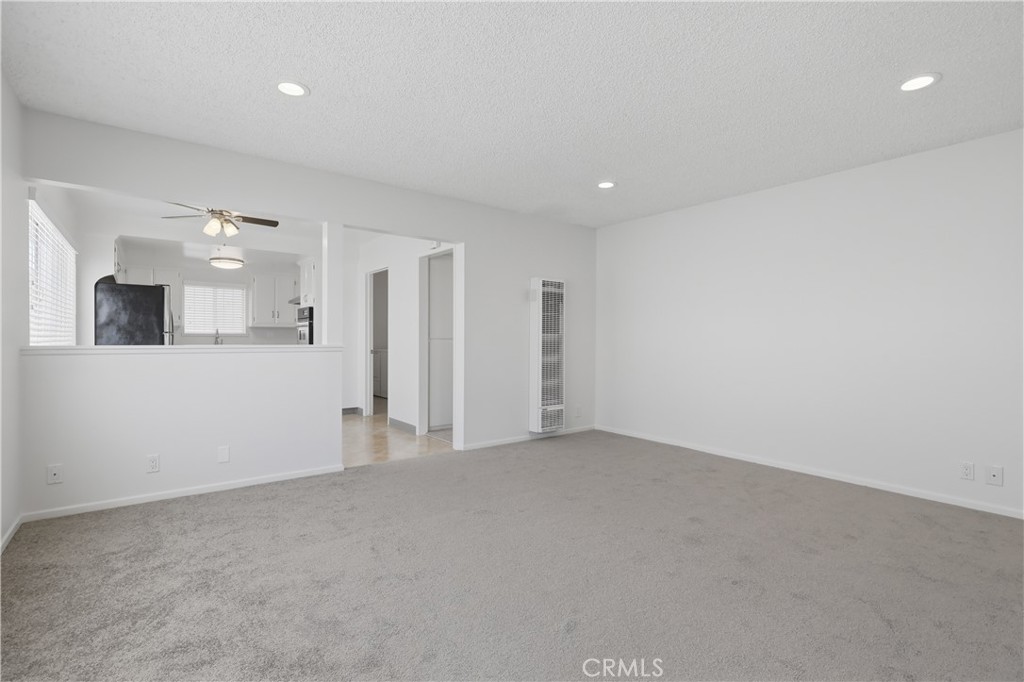 841 W 25th Street