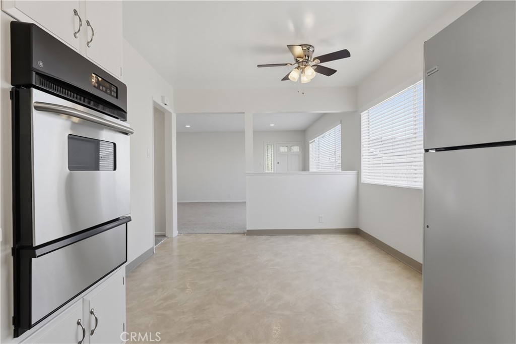 841 W 25th Street