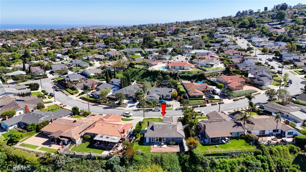 2141 Ronsard Road
