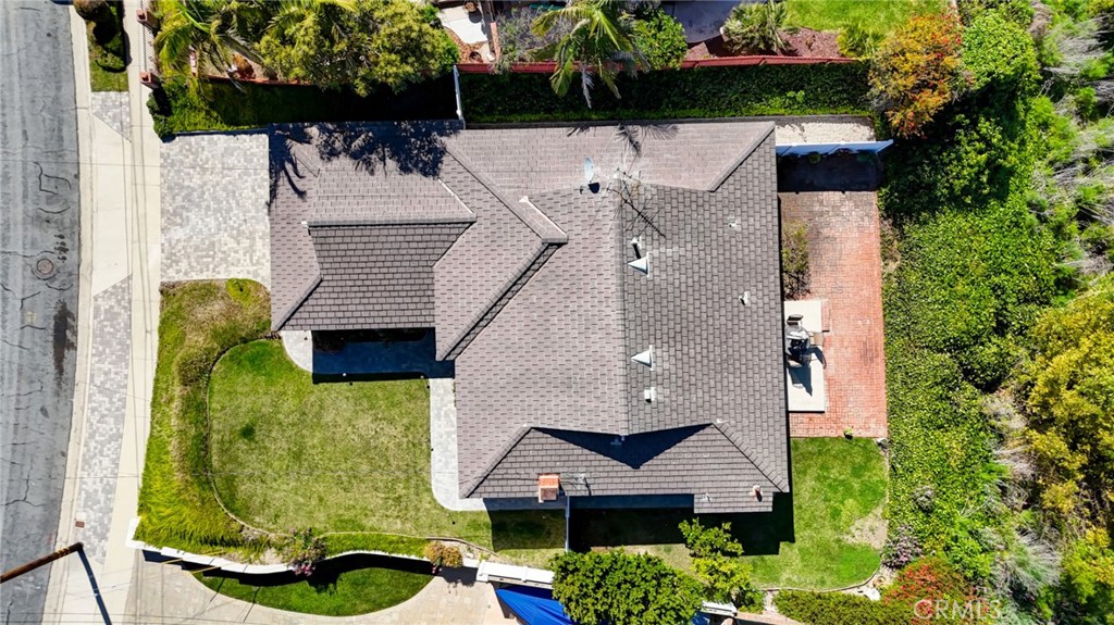 2141 Ronsard Road