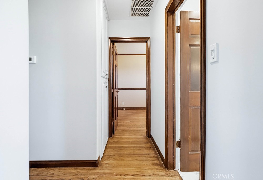 2141 Ronsard Road