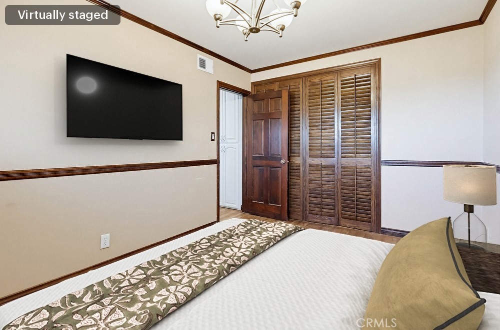 2141 Ronsard Road