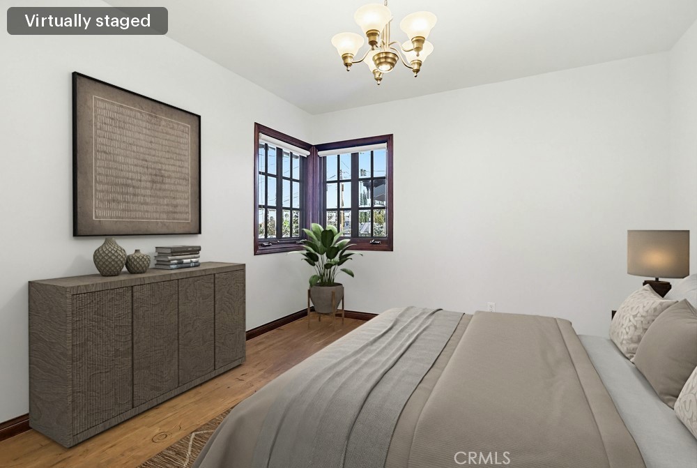 2141 Ronsard Road