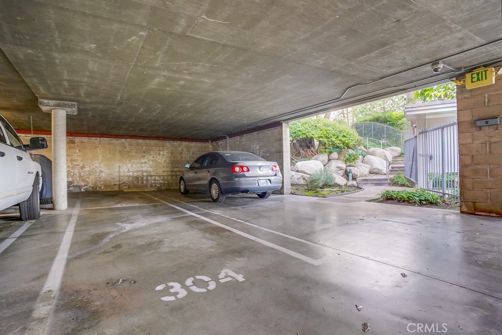 1227 W Capitol Drive 71