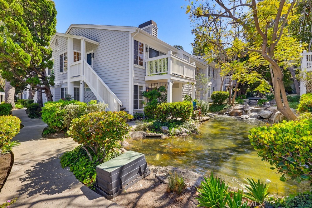 1227 W Capitol Drive 71