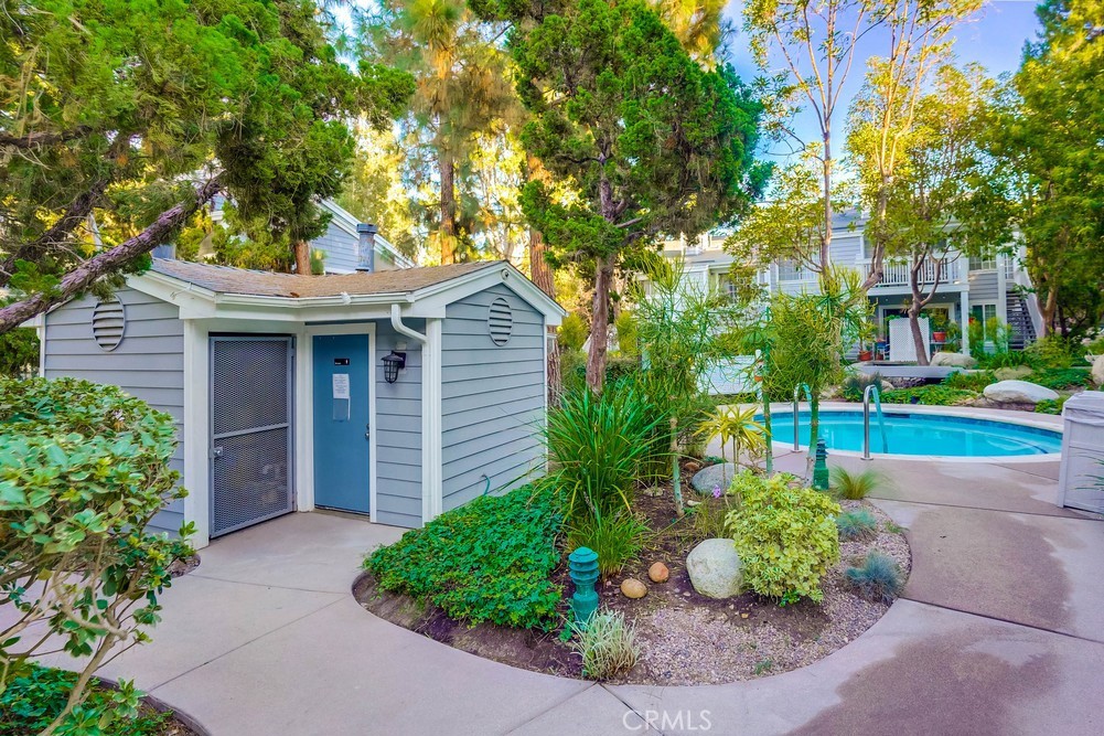 1227 W Capitol Drive 71