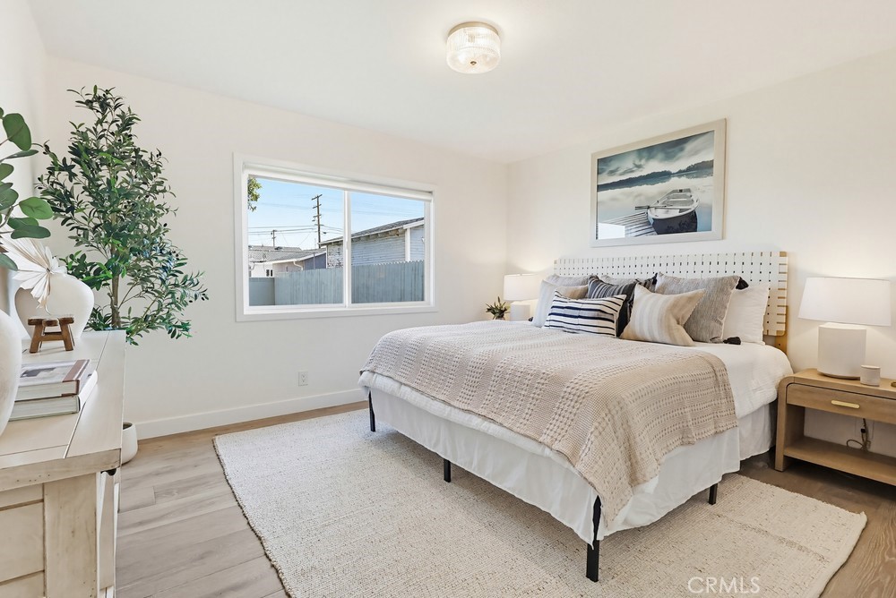 1231 W Santa Cruz Street