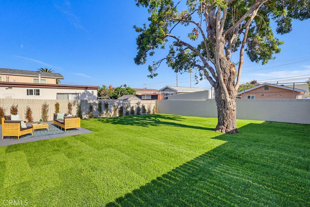 1231 W Santa Cruz Street