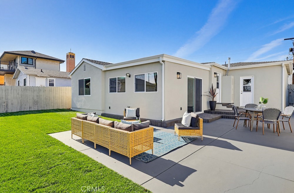 1231 W Santa Cruz Street