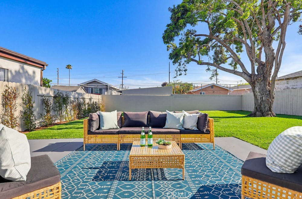 1231 W Santa Cruz Street