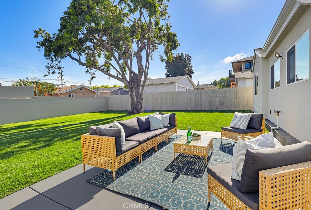 1231 W Santa Cruz Street