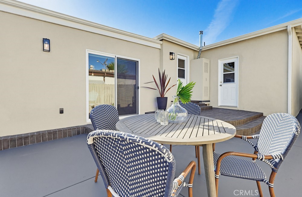 1231 W Santa Cruz Street