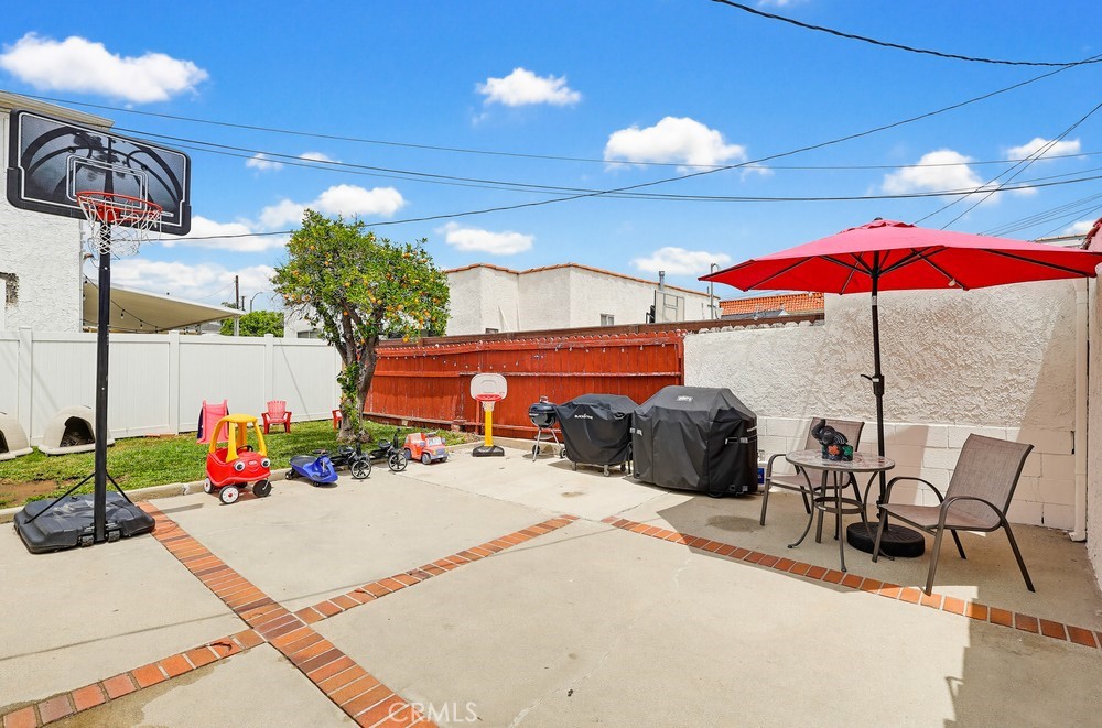 814 S Alma Street
