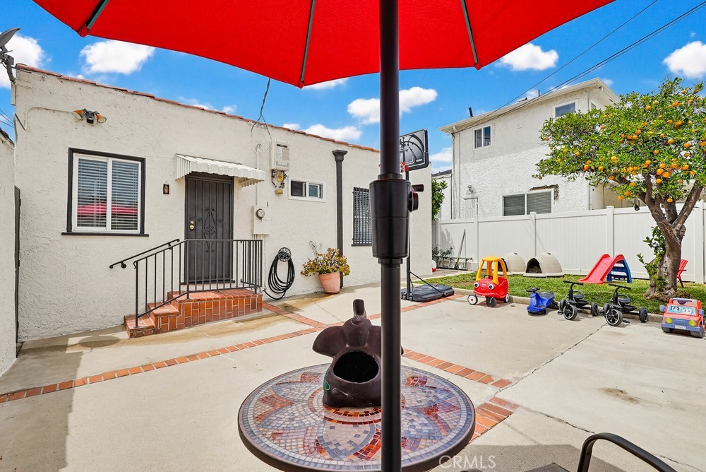 814 S Alma Street