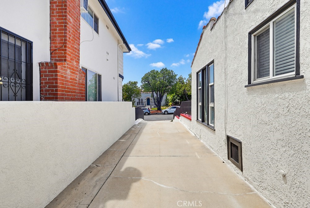 814 S Alma Street