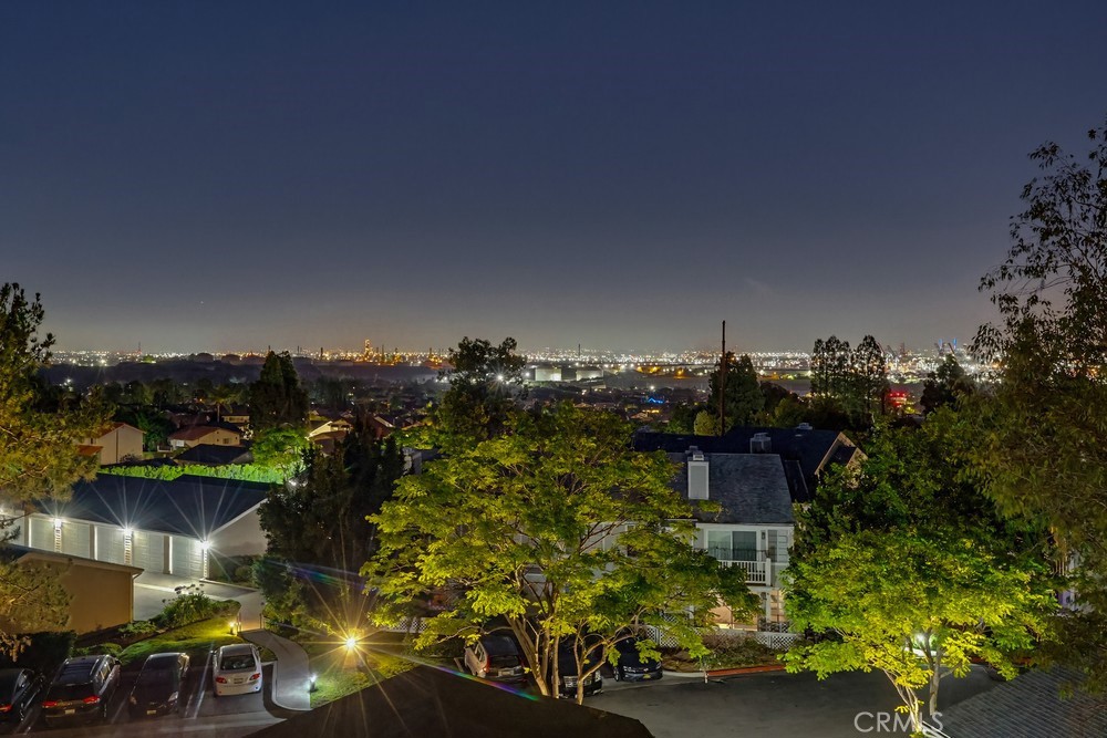 1450 Brett Place 305