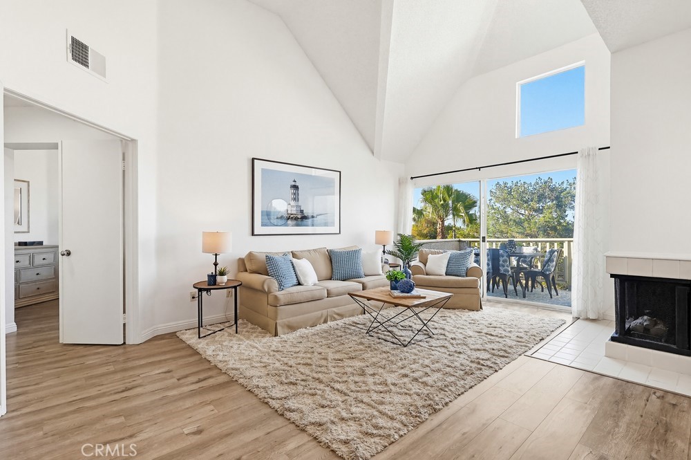 1450 Brett Place 305