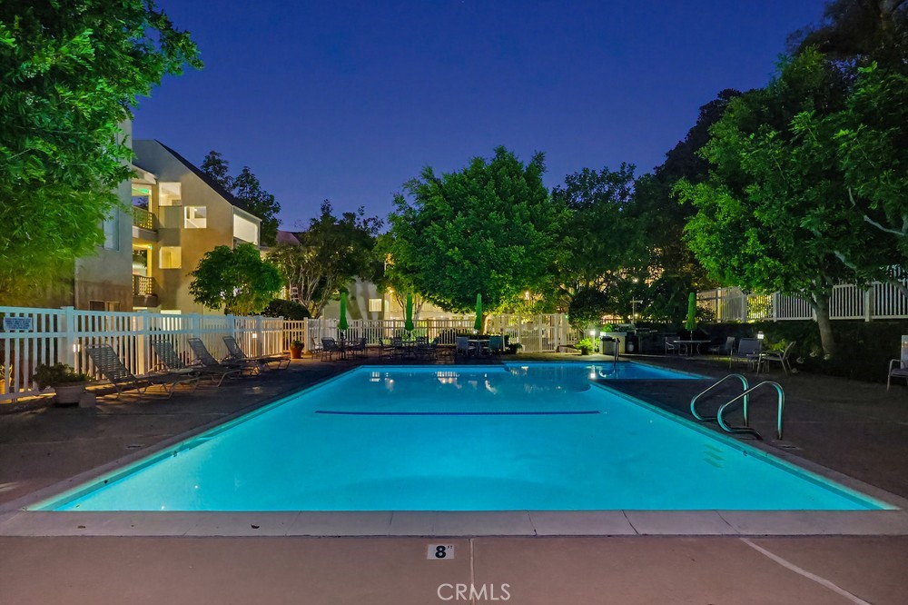 1450 Brett Place 305