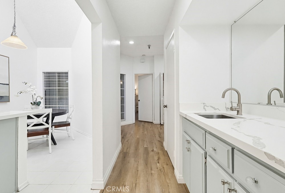 1450 Brett Place 305