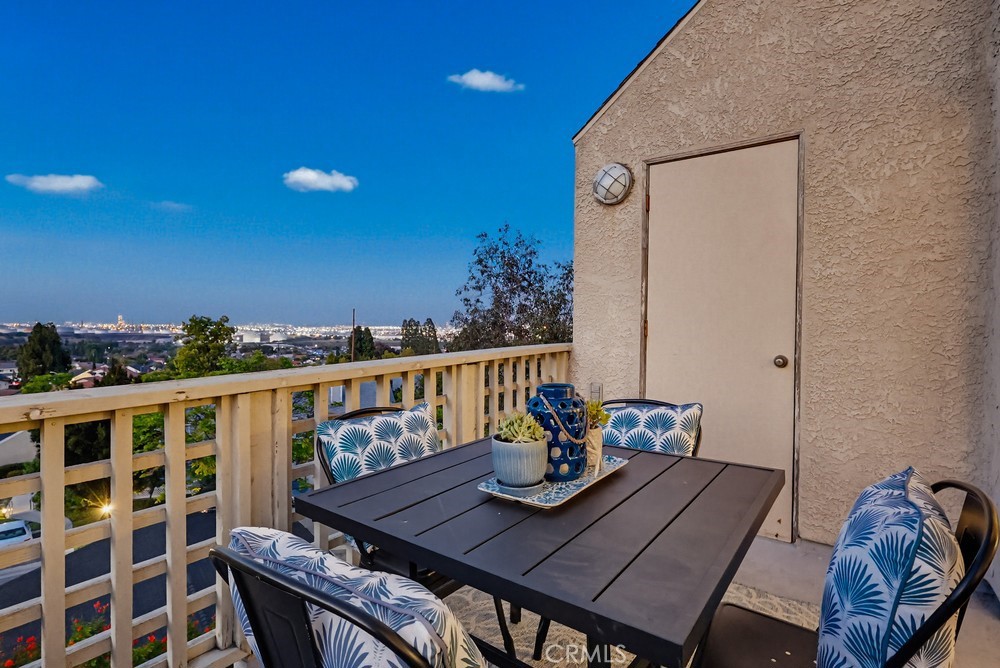 1450 Brett Place 305