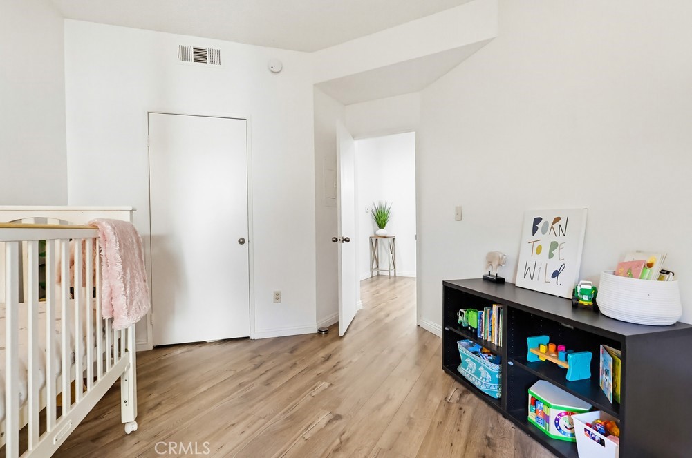 1450 Brett Place 305