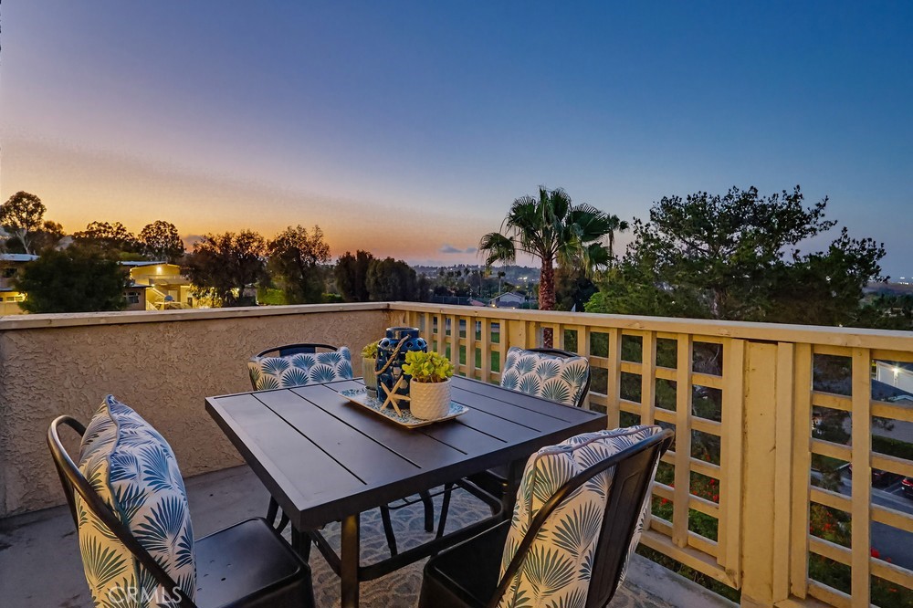 1450 Brett Place 305