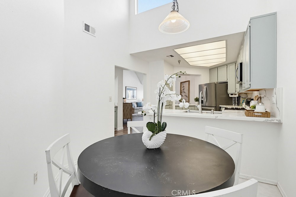 1450 Brett Place 305