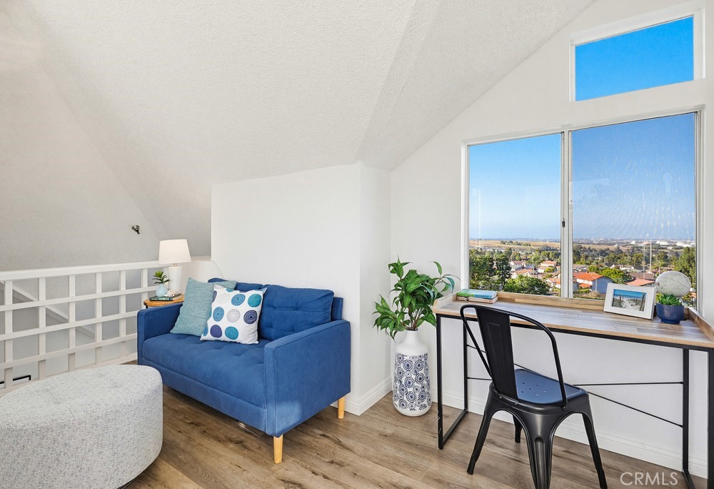 1450 Brett Place 305