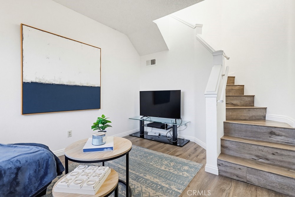 1450 Brett Place 305