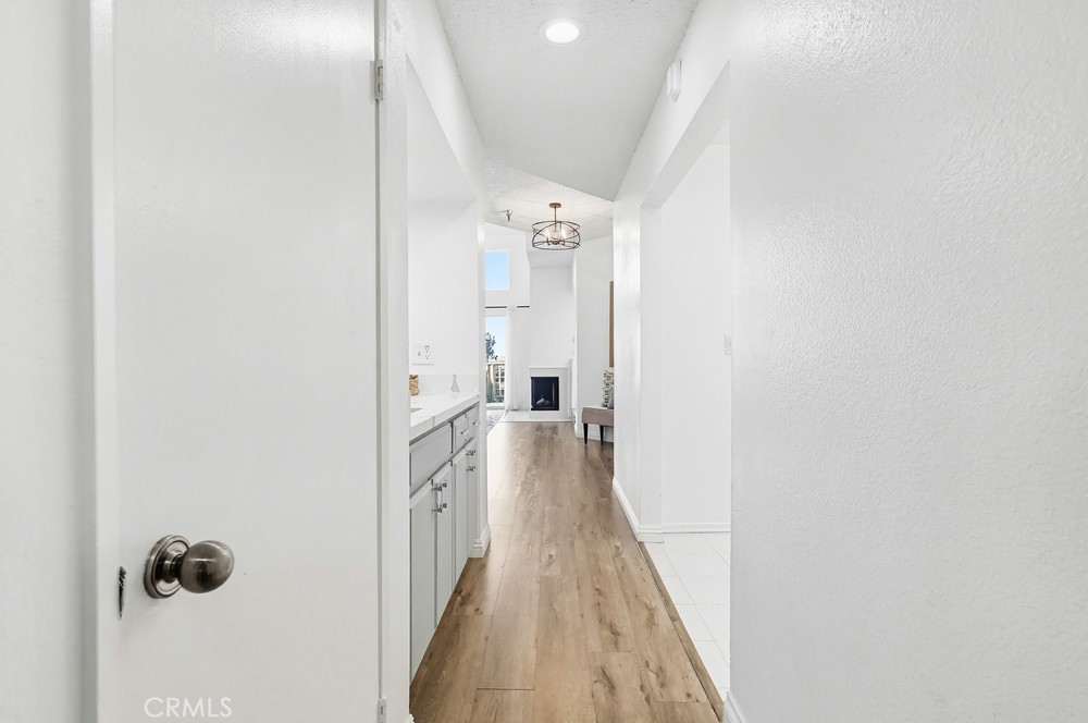 1450 Brett Place 305