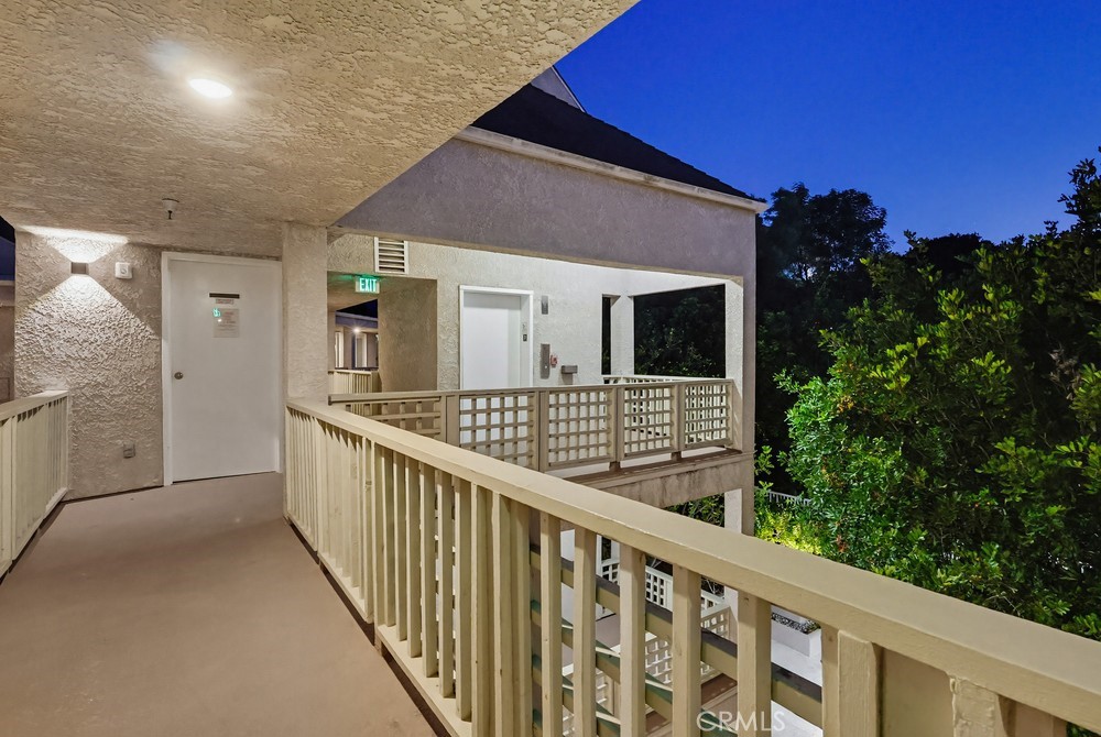 1450 Brett Place 305