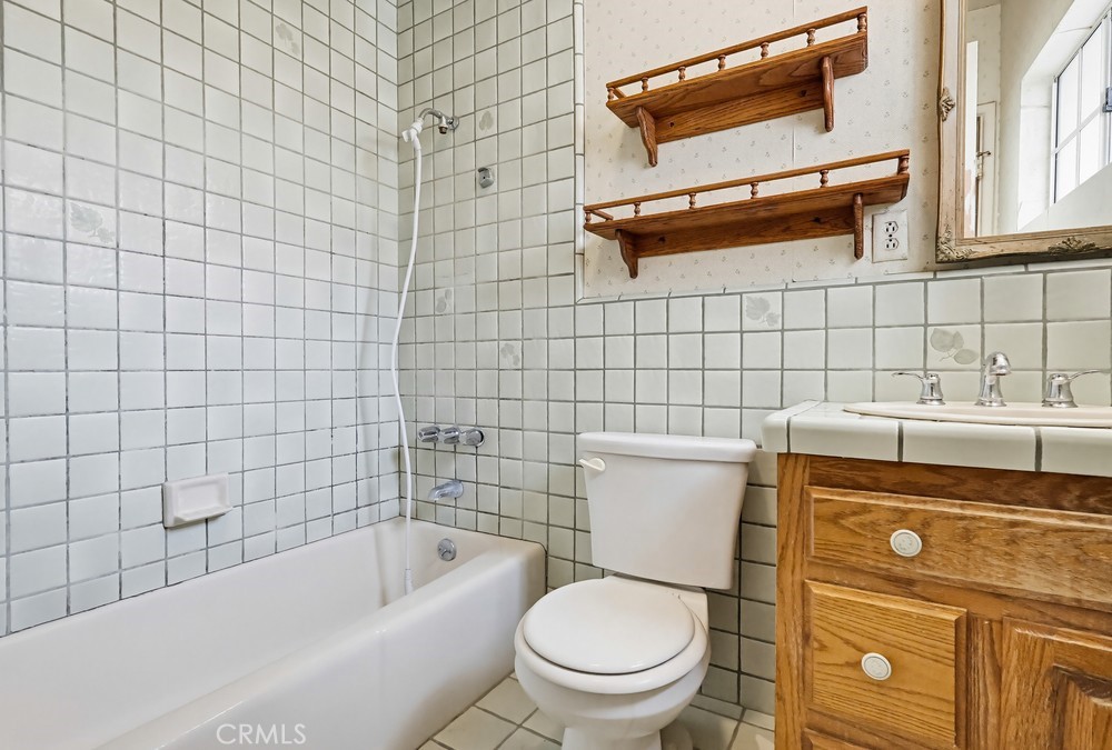 1509 W Santa Cruz