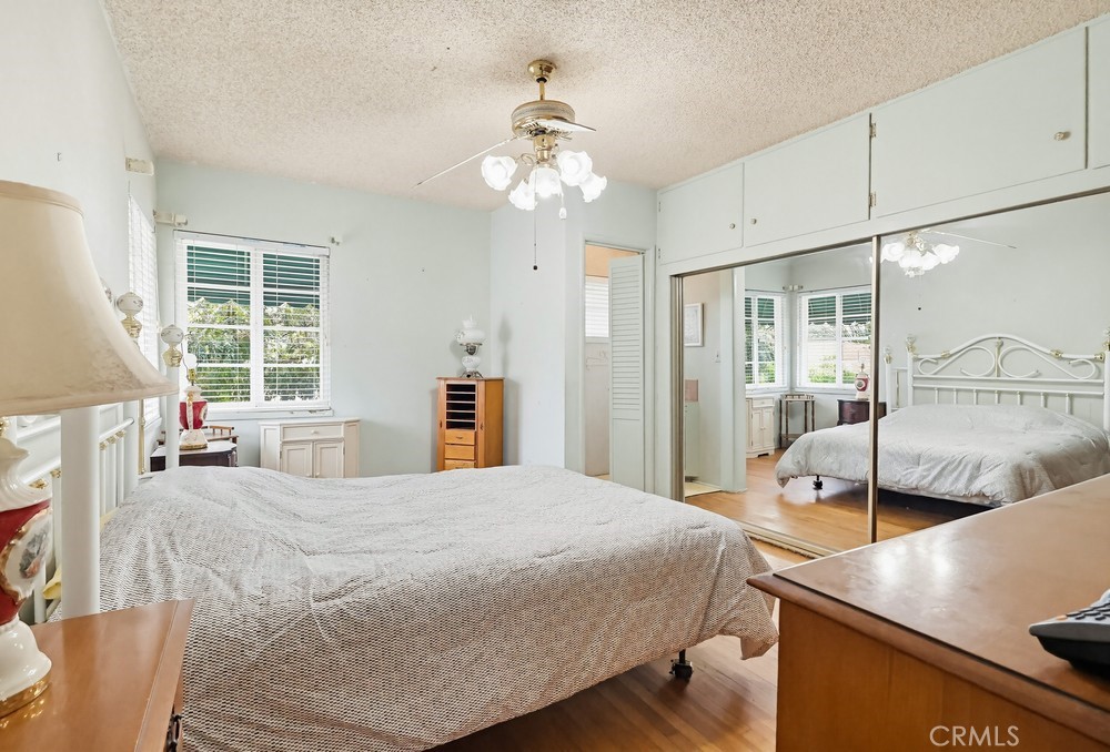 1509 W Santa Cruz