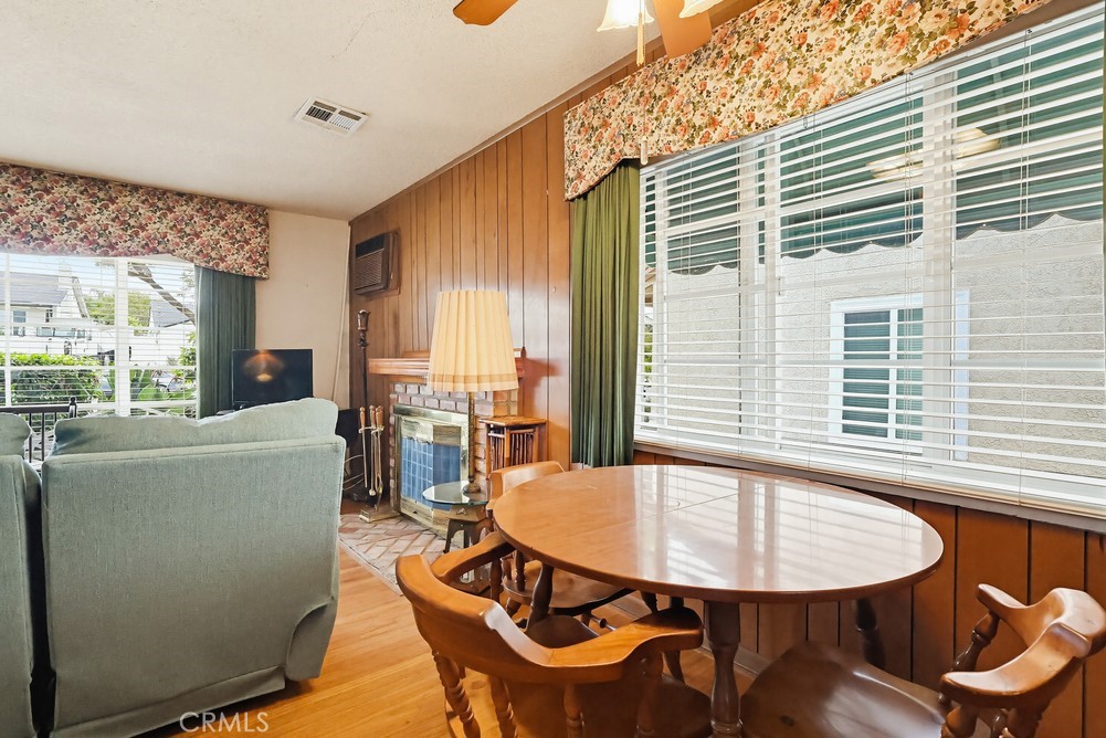 1509 W Santa Cruz