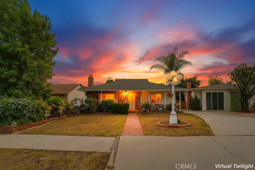 1509 W Santa Cruz