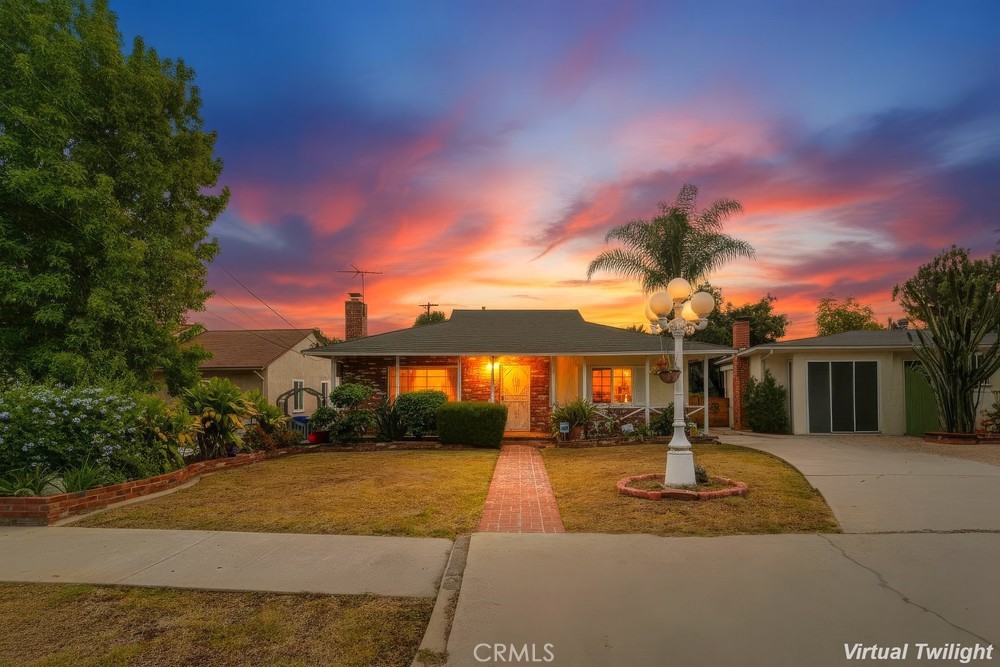 1509 W Santa Cruz